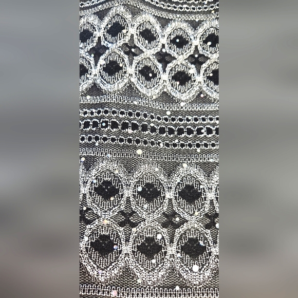 Lovely sheath dress - Picture 3 of 3